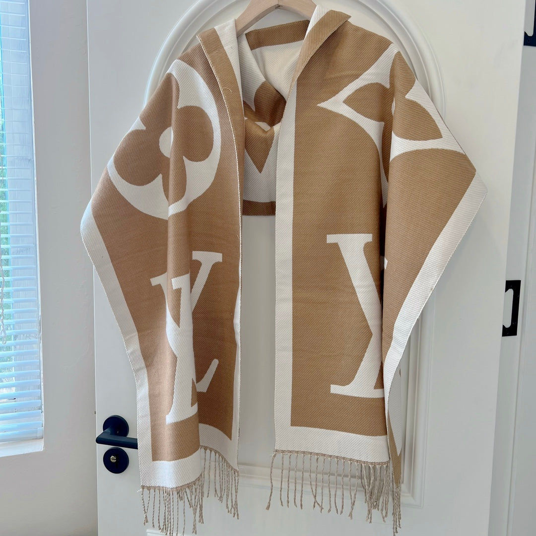 Classic Retro Big Embossed Cashmere Scarf