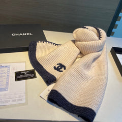 Solid Color Logo Cashmere Knit Scarf