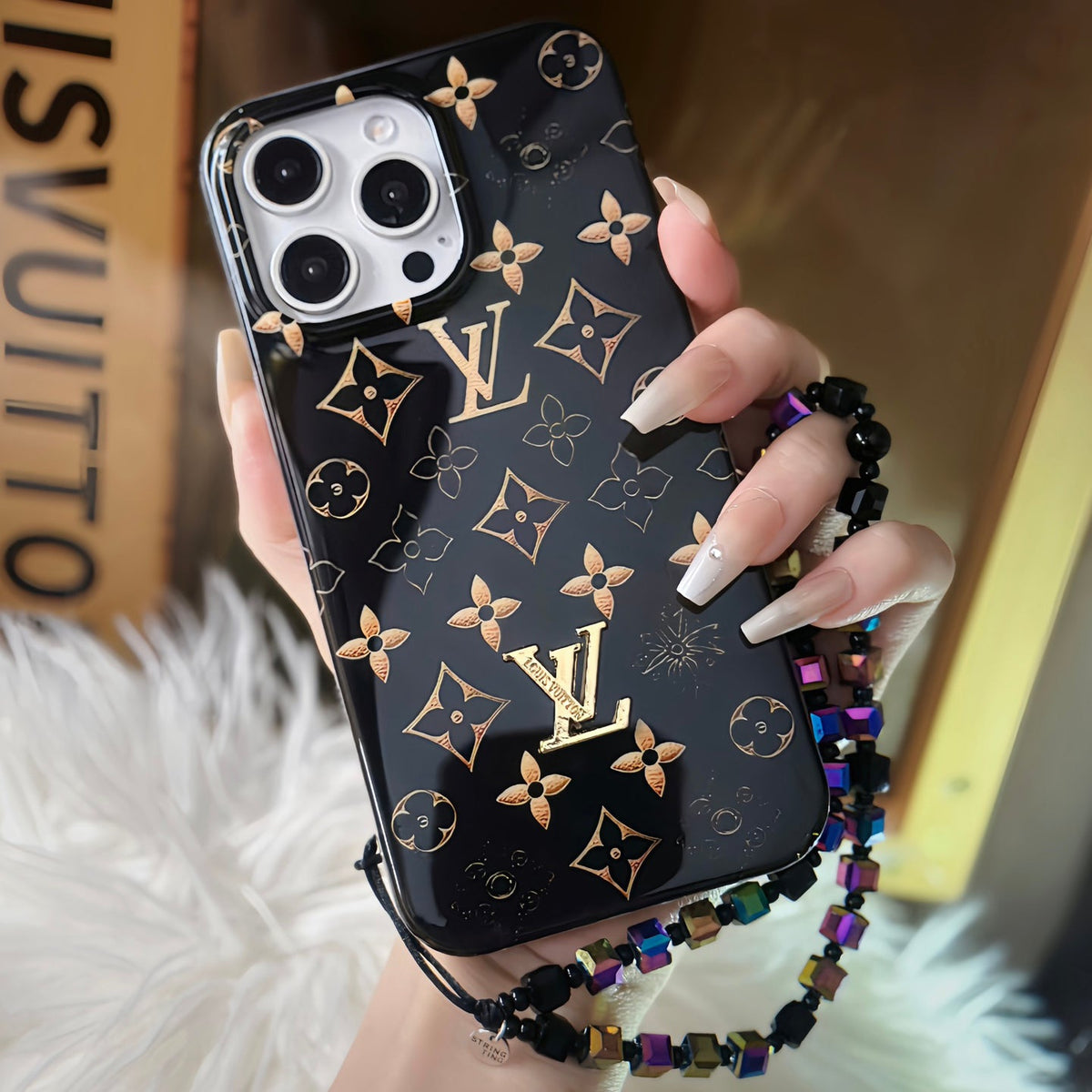 Fashion Gold Label Retro Embossed Case