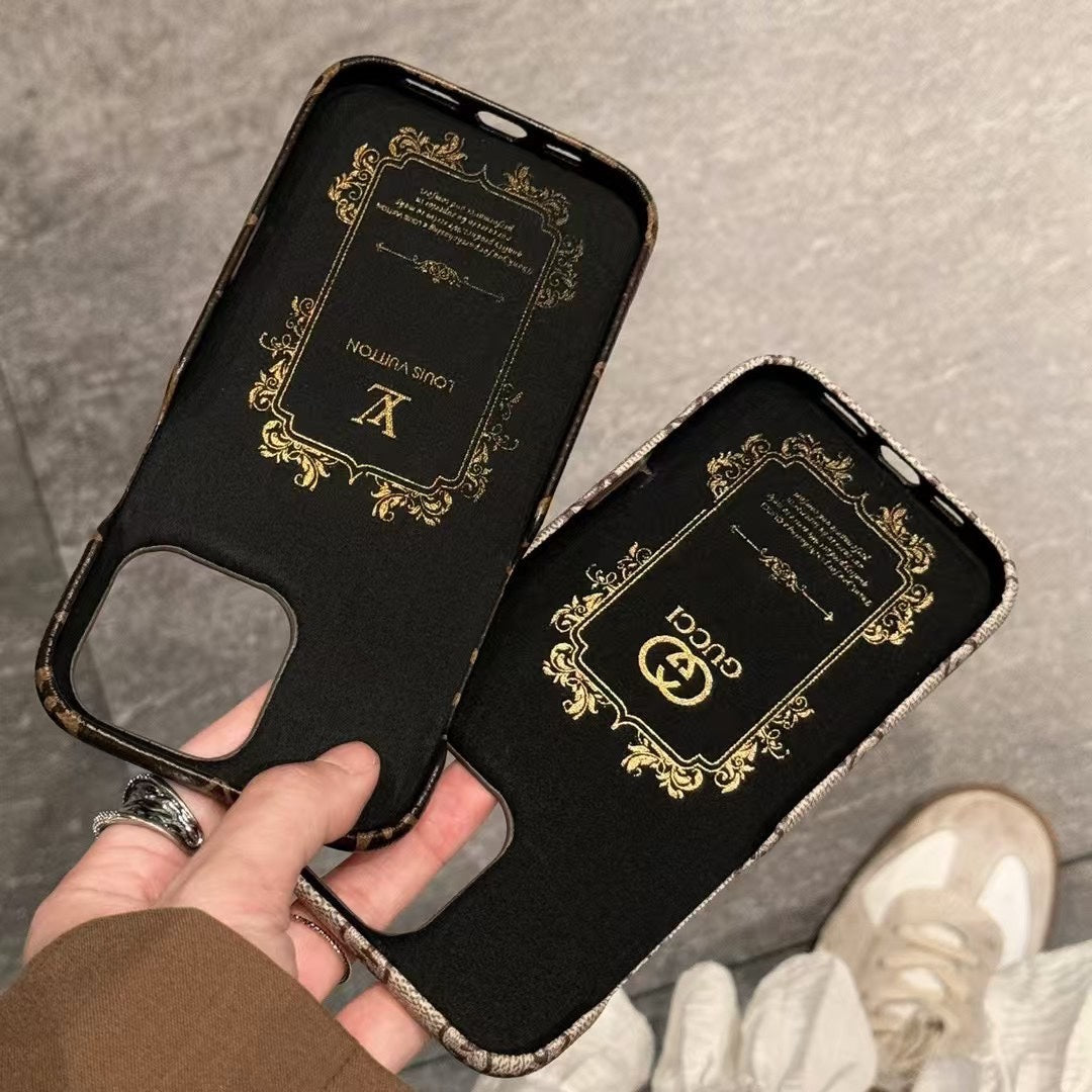 Classic Embossed Card Holder Case