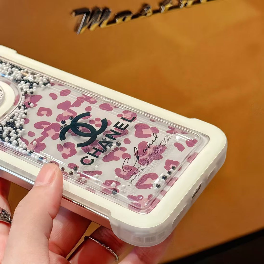 Fashionable Flowing Beads Case