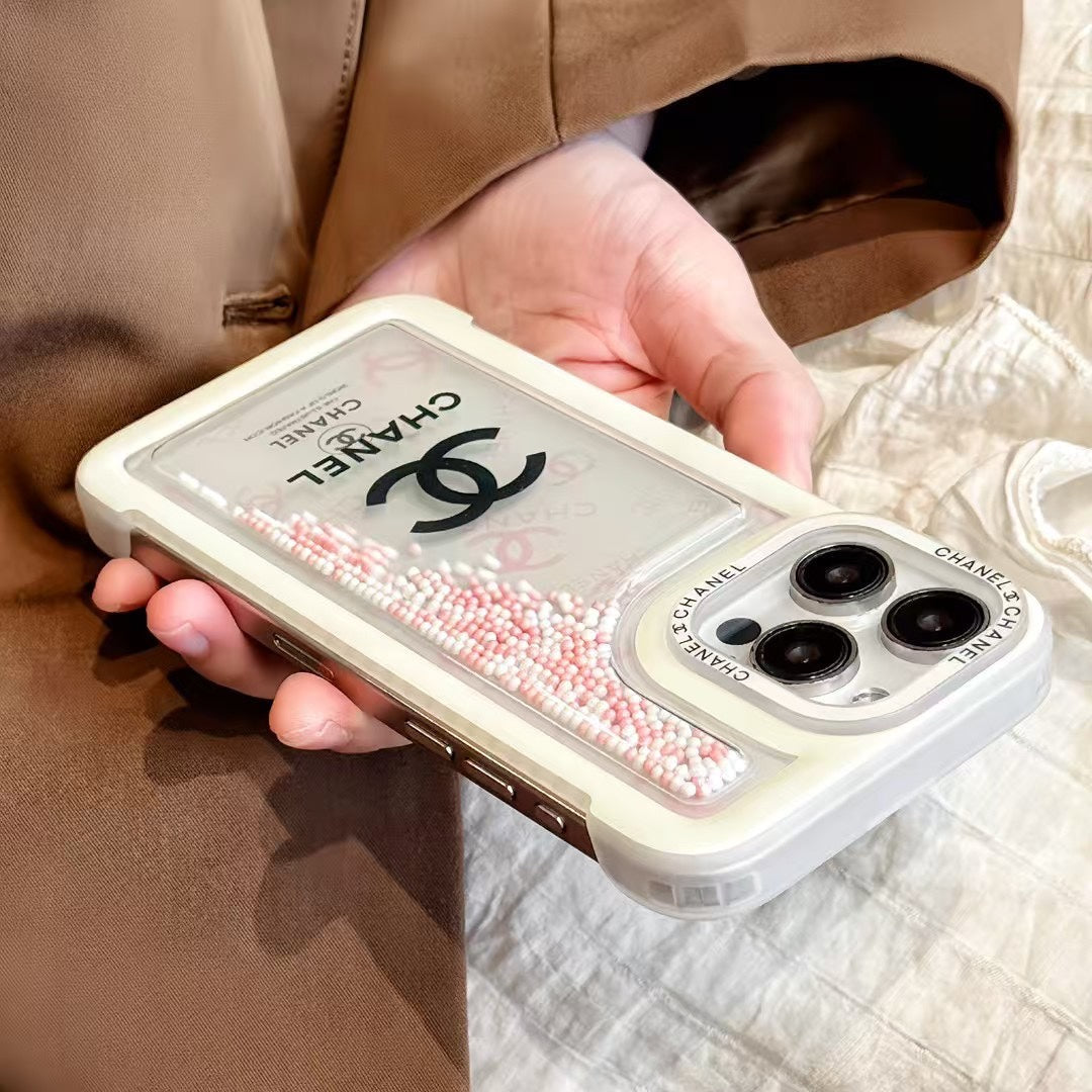 Fashionable Flowing Beads Case