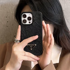 Pleated Triangle Case