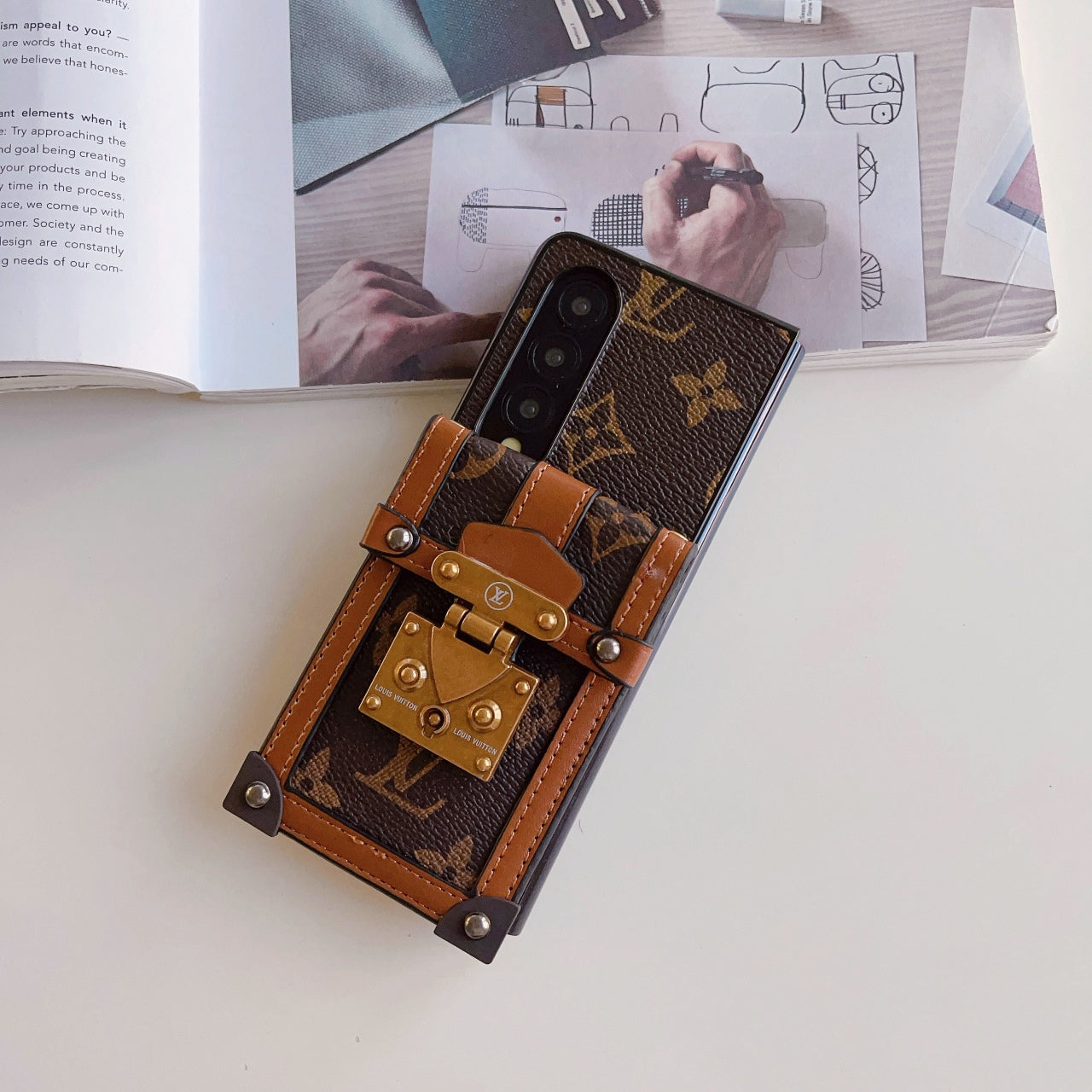 Retro Lock Card Holder Fold Case