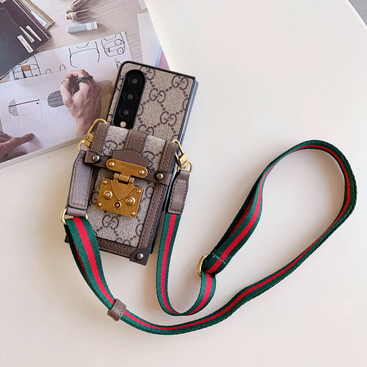 Retro Lock Card Holder Fold Case