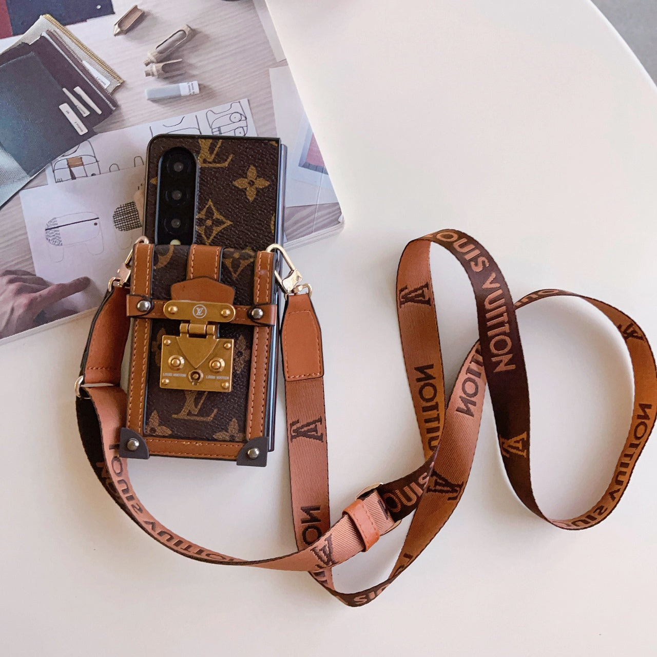 Retro Lock Card Holder Fold Case