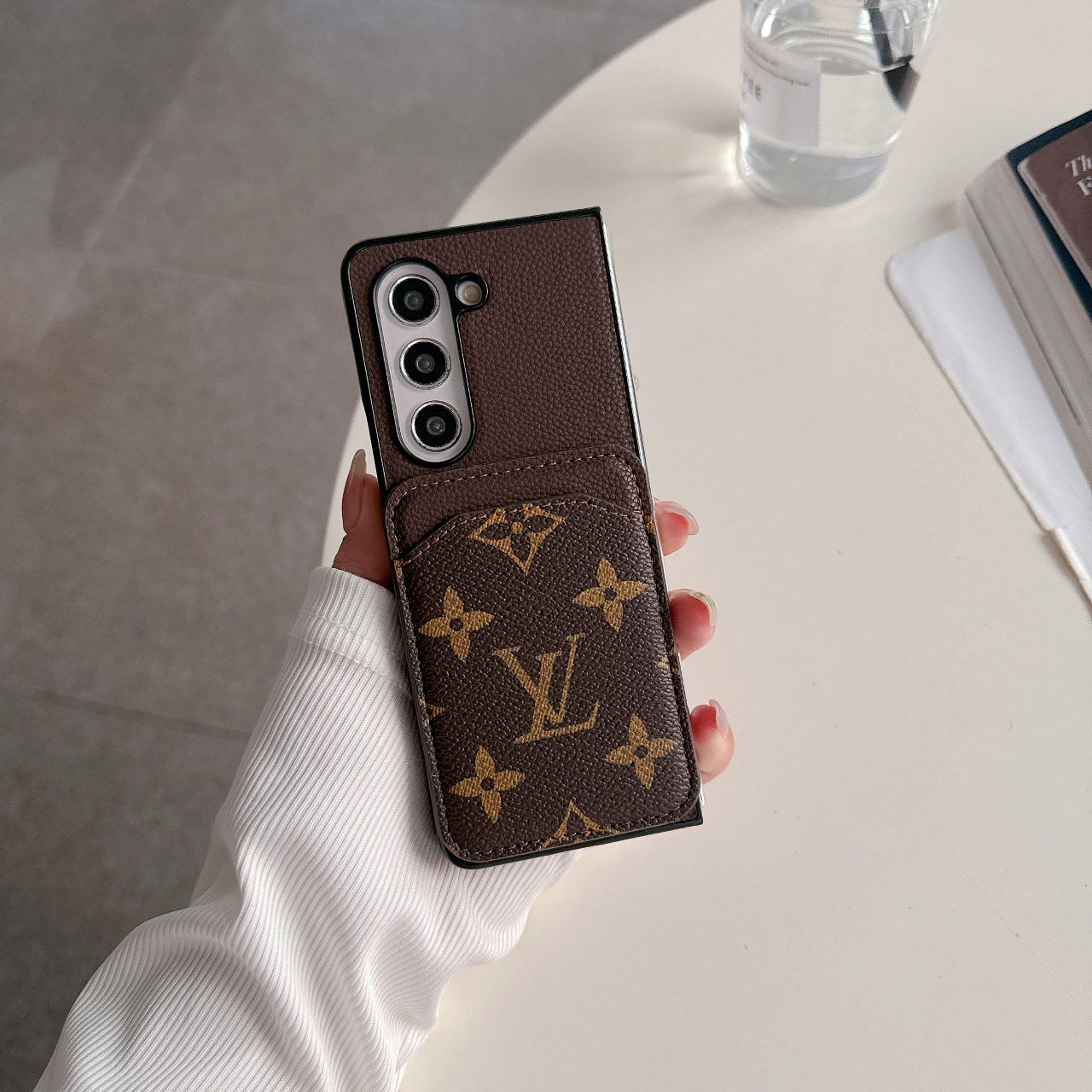 Luxury leather magnetic card holder FOLD CASE