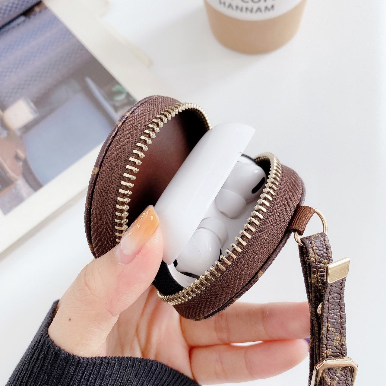 Luxurious Leather AirPods case