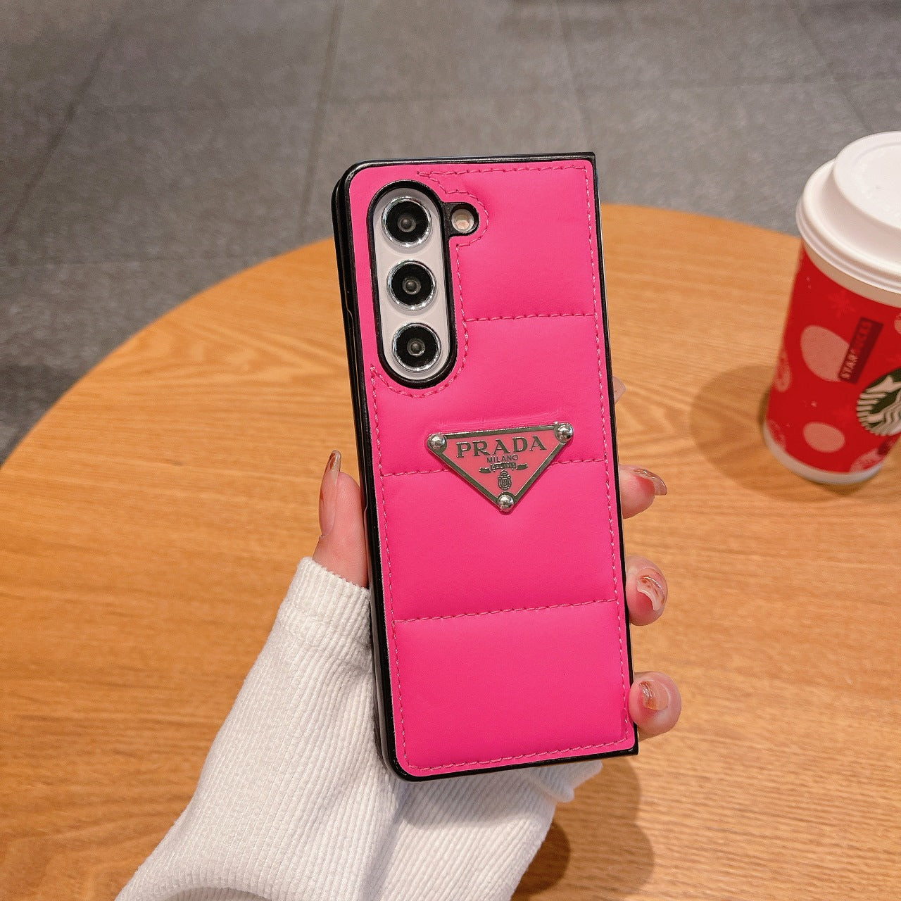 Triangle Logo Air Cushion Fold Case