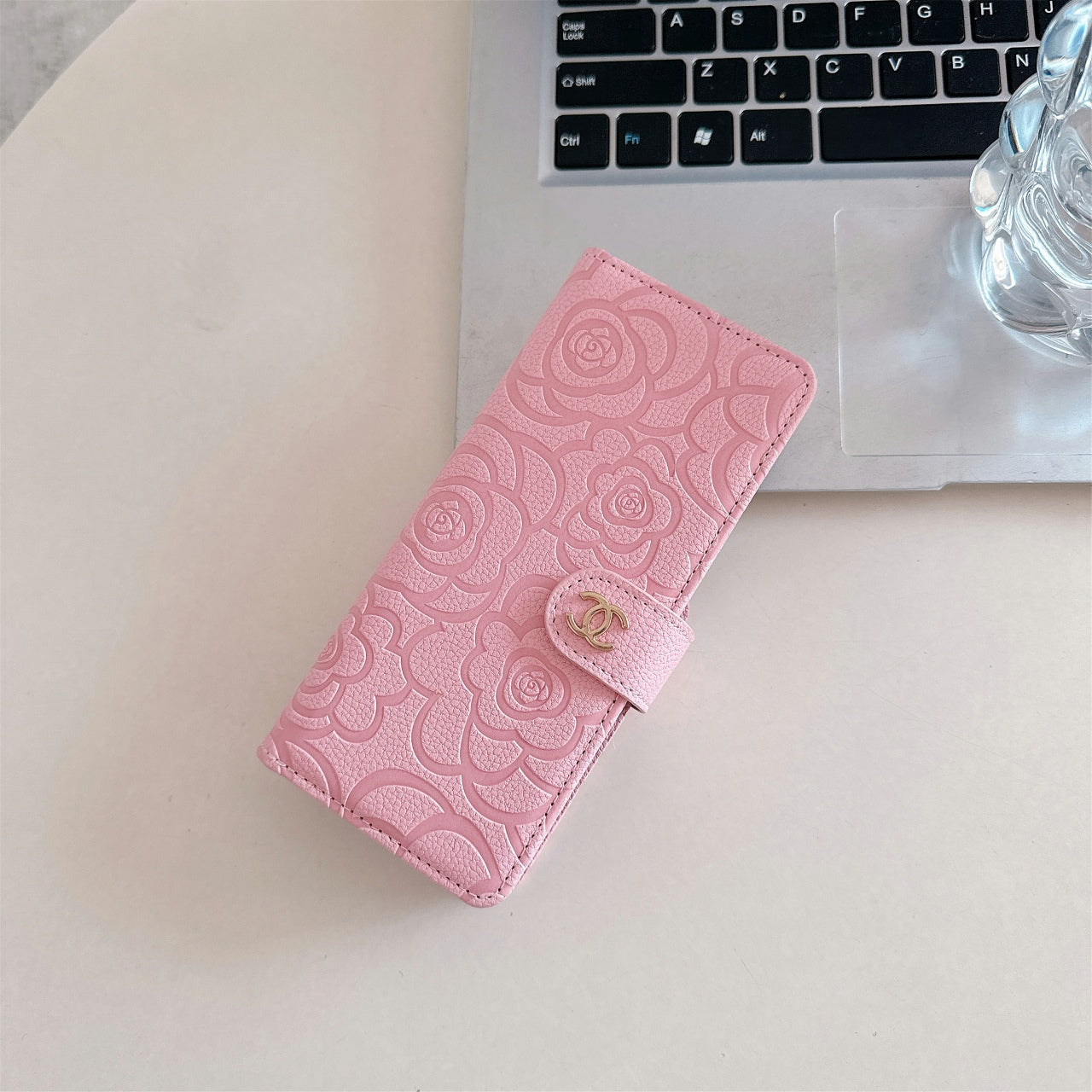Camellia Wrist Strap Magnetic Leather Fold Case